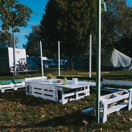 Munich Oktoberfest Glamping Hotel Bagian luar foto